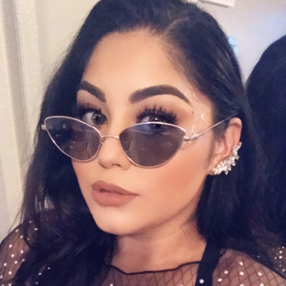 Meet your Posher, Denisse